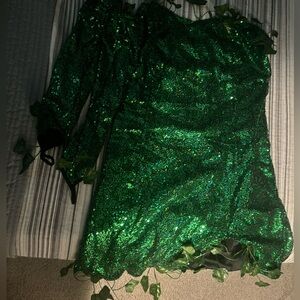 Amazon poison ivy outfit, green sequin, medium